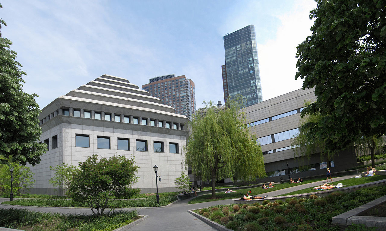 Museum of Jewish Heritage NYC